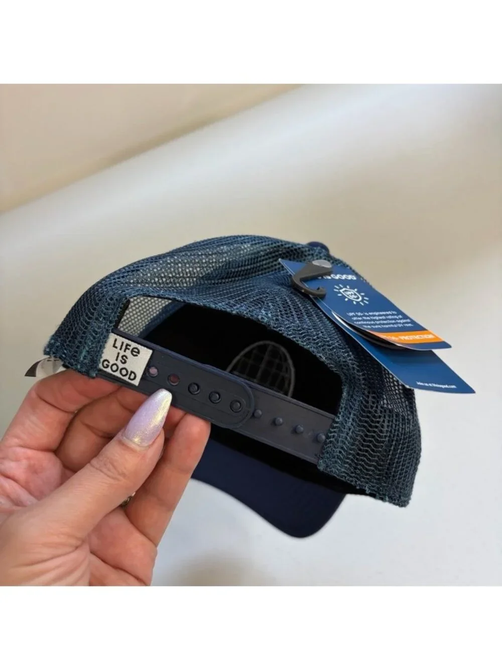 Life Is Good Kids Youth Core Mesh Trucker Hat Blue Jaws Shark Beach New upf 50